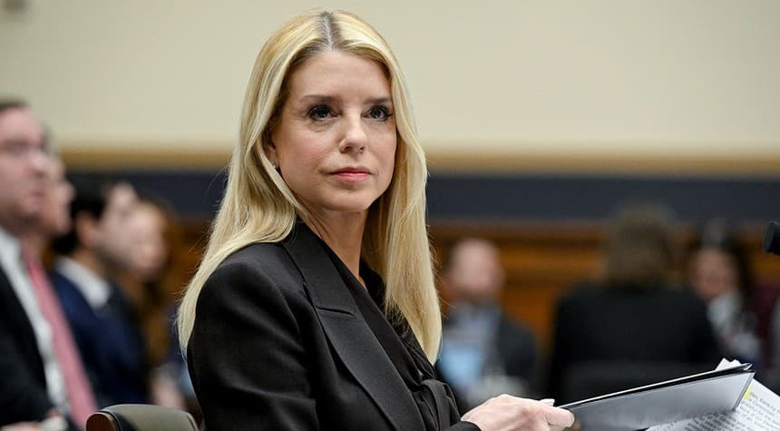 Attorney General Bondi Quietly Fighting Thyroid Cancer Since April