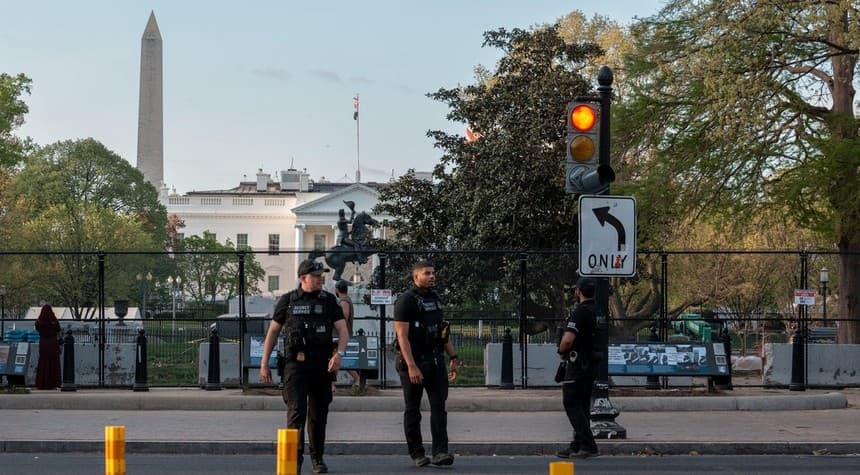 Gunfire Erupts Near White House as President Trump Hosts Easter Dinner