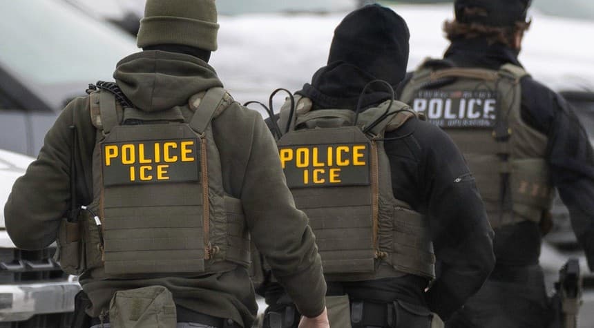 Minnesota Senate Passes Sweeping Restrictions on Federal Immigration Enforcement